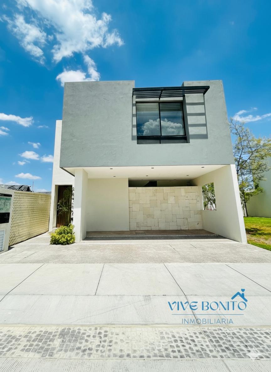 Casa en venta al norte de Aguascalientes en coto privado